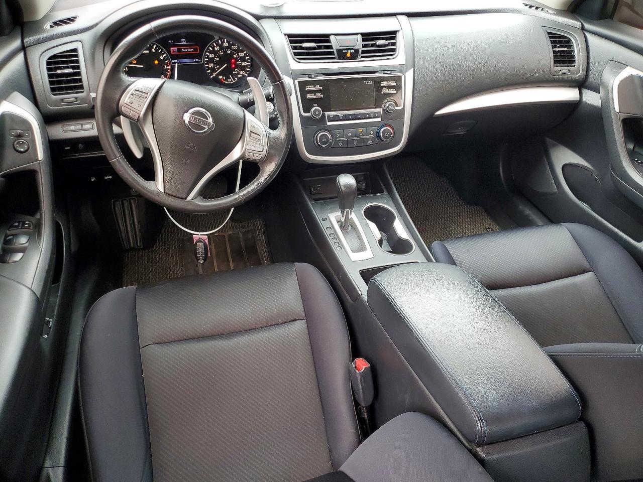 2017 NISSAN ALTIMA