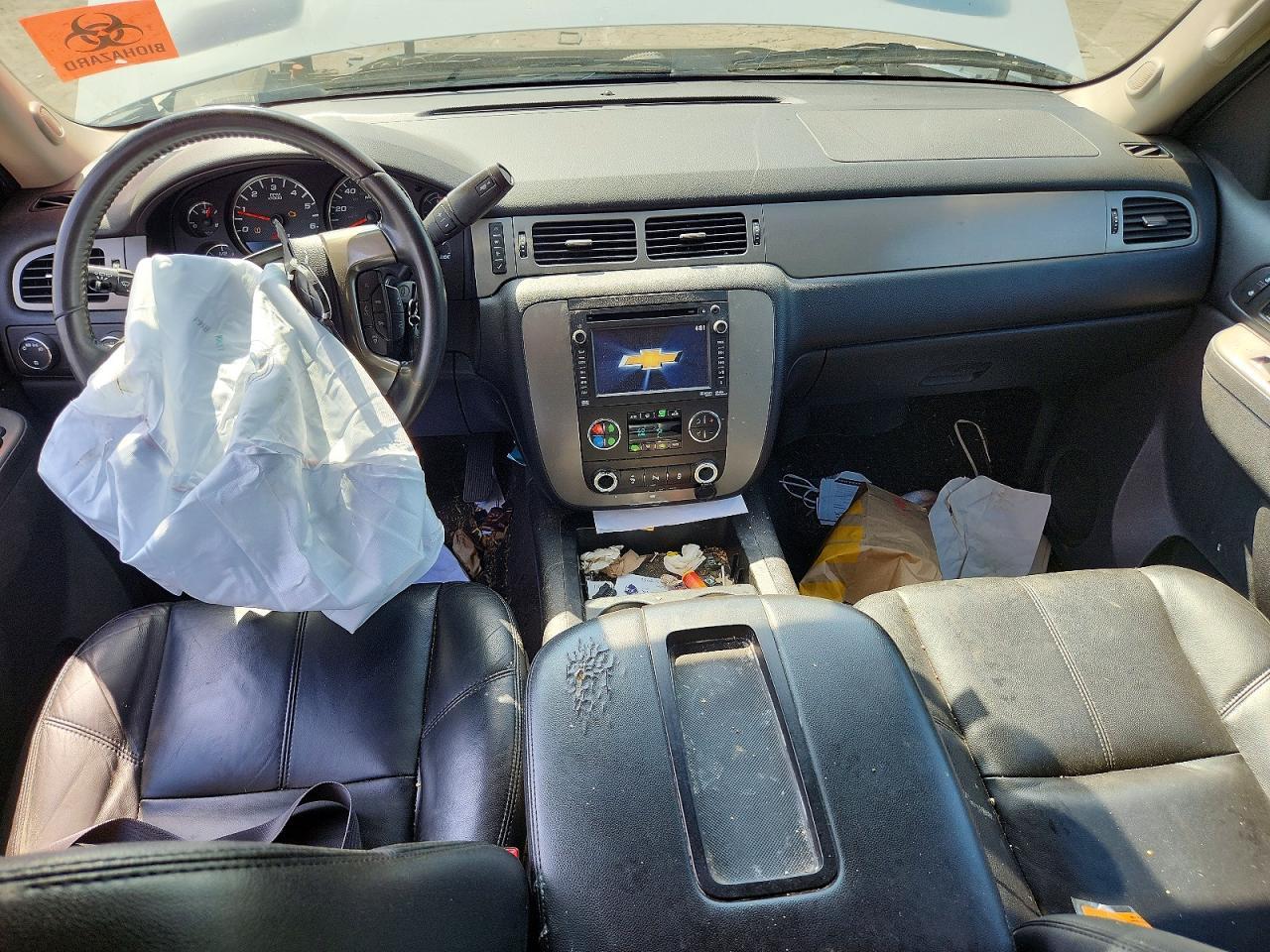 2014 CHEVROLET Suburban