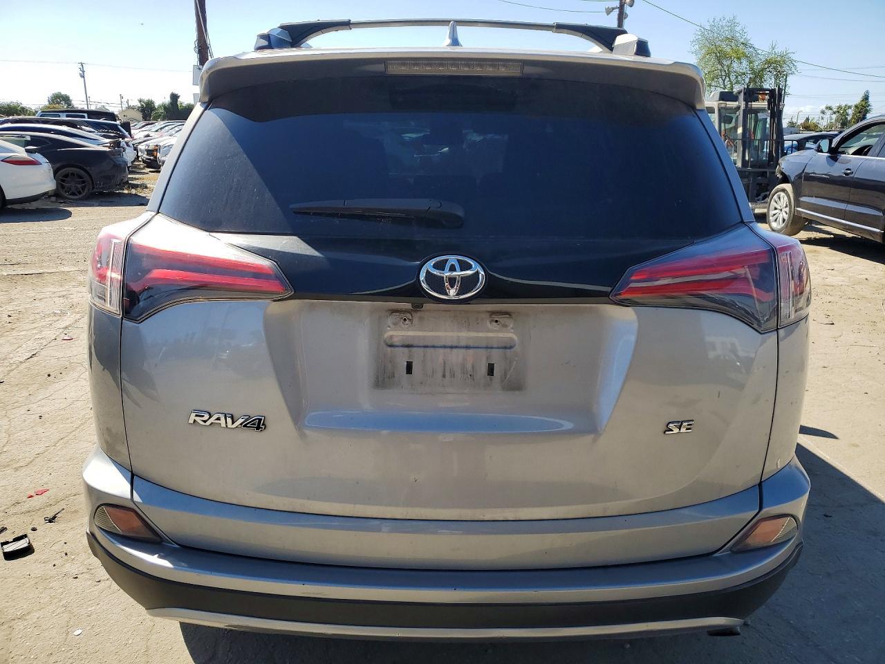 2016 TOYOTA RAV4