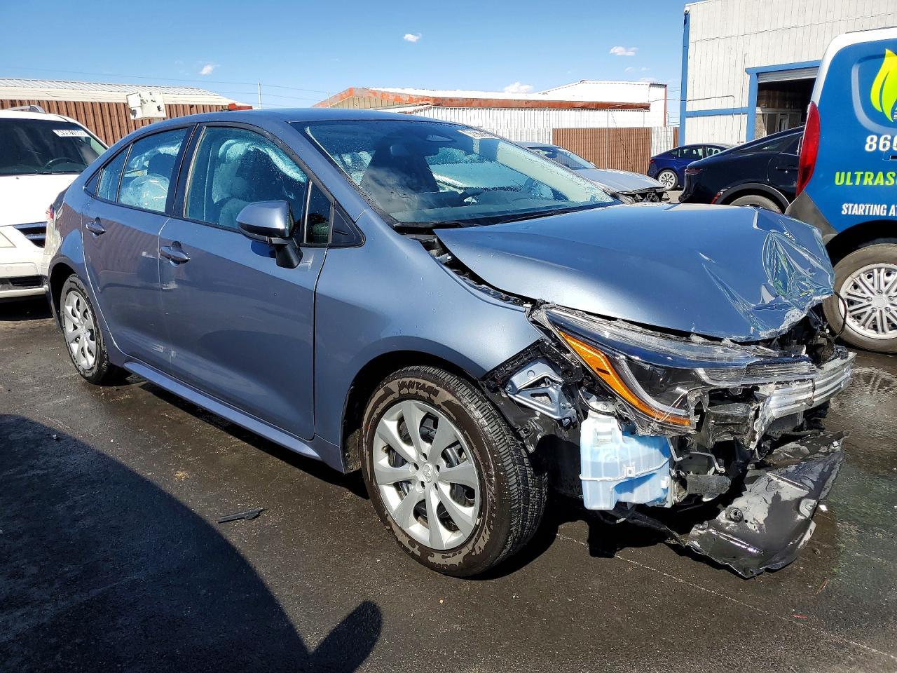 2025 TOYOTA COROLLA