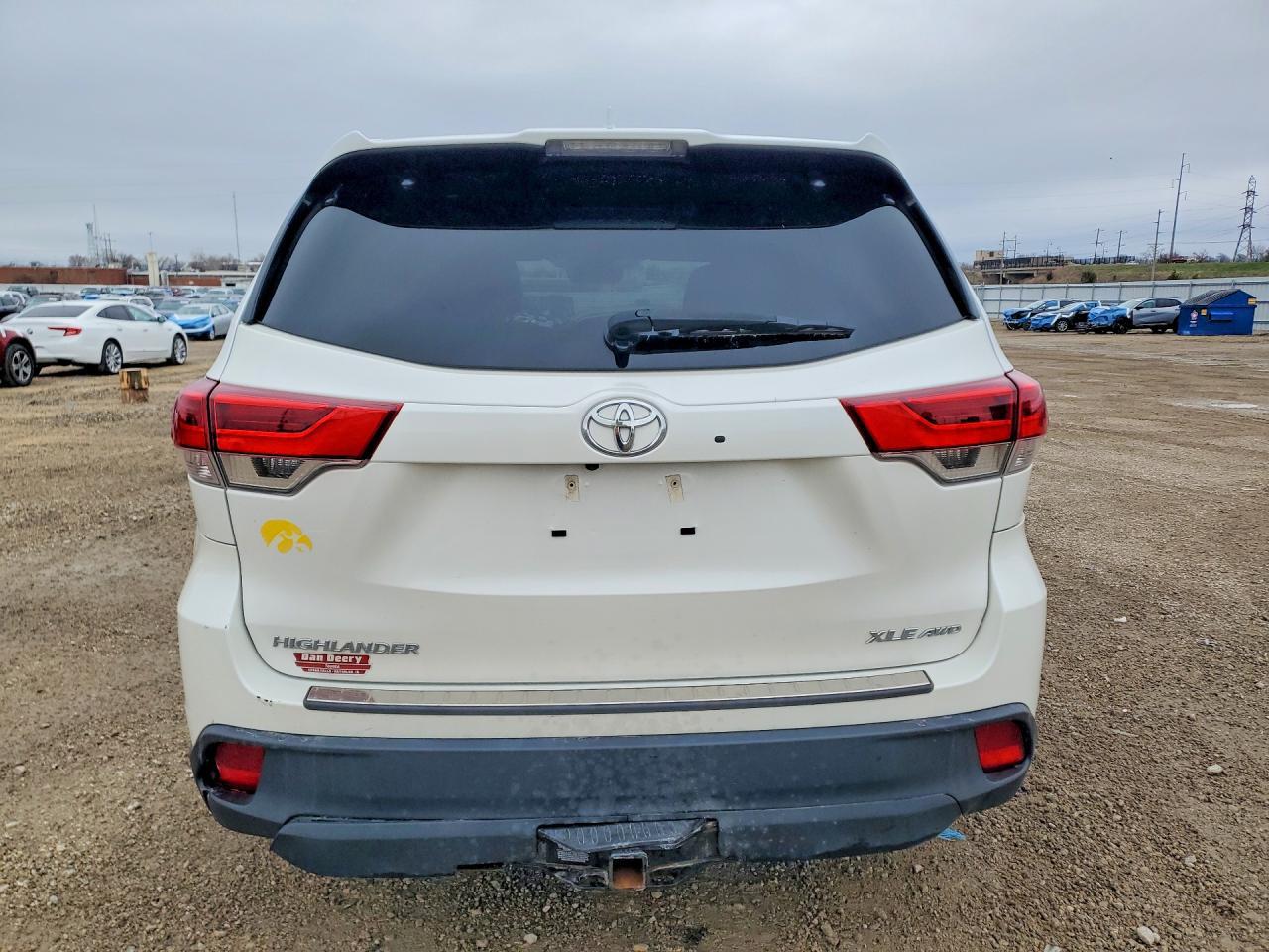2019 TOYOTA HIGHLANDER