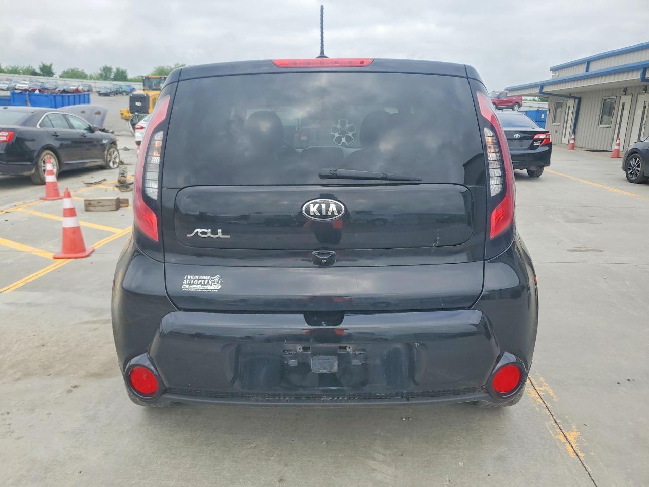 2016 KIA SOUL