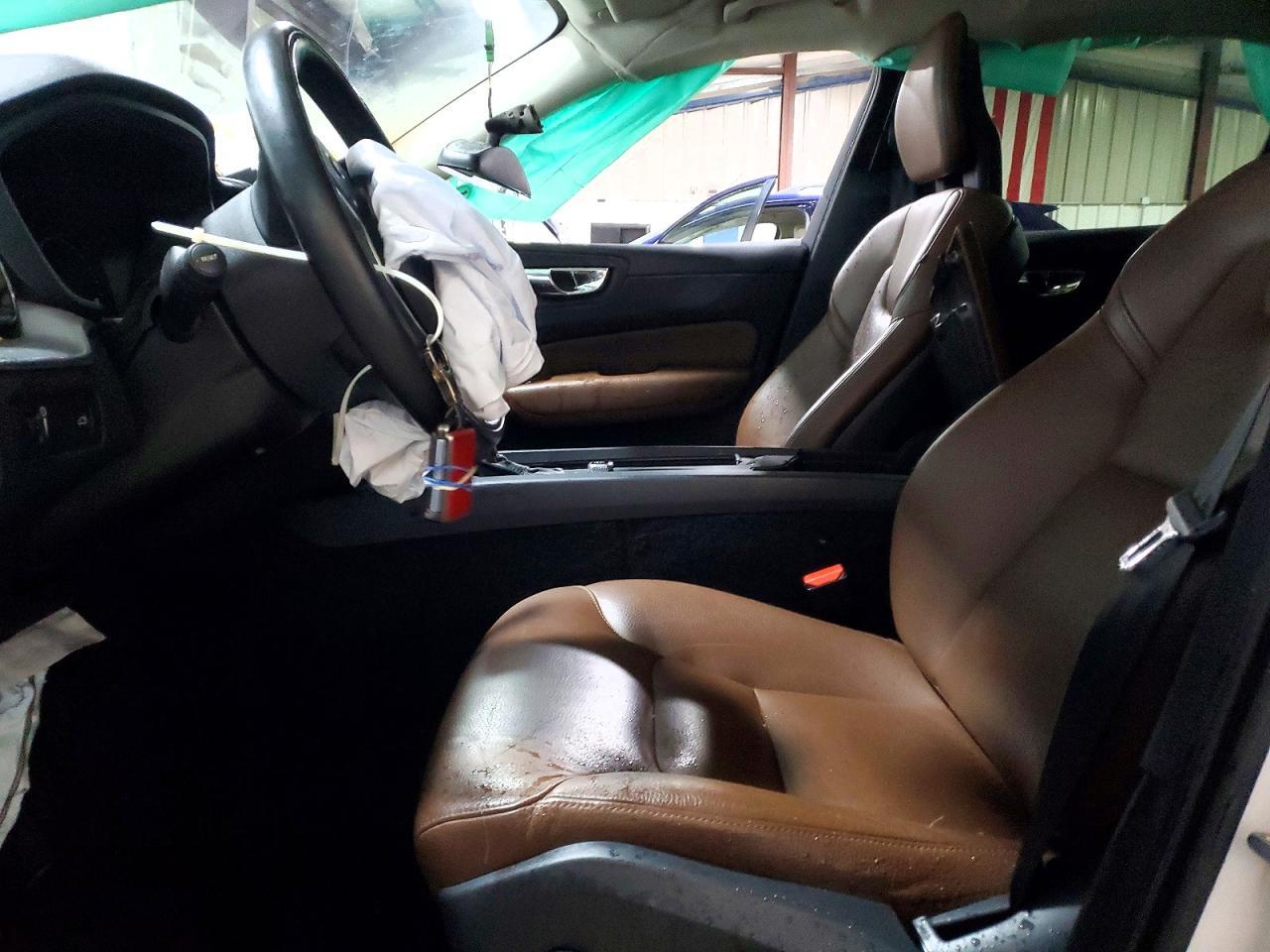 2018 VOLVO XC60