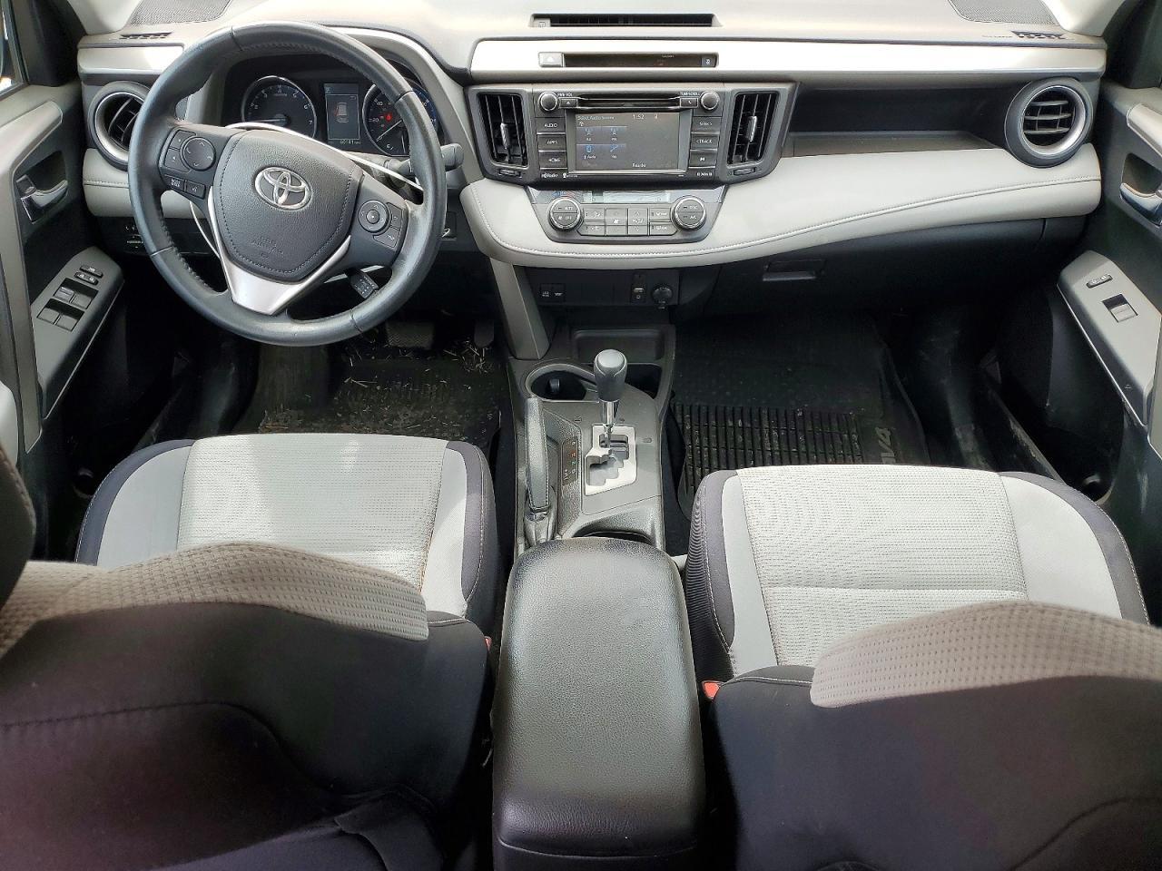 2016 TOYOTA RAV4