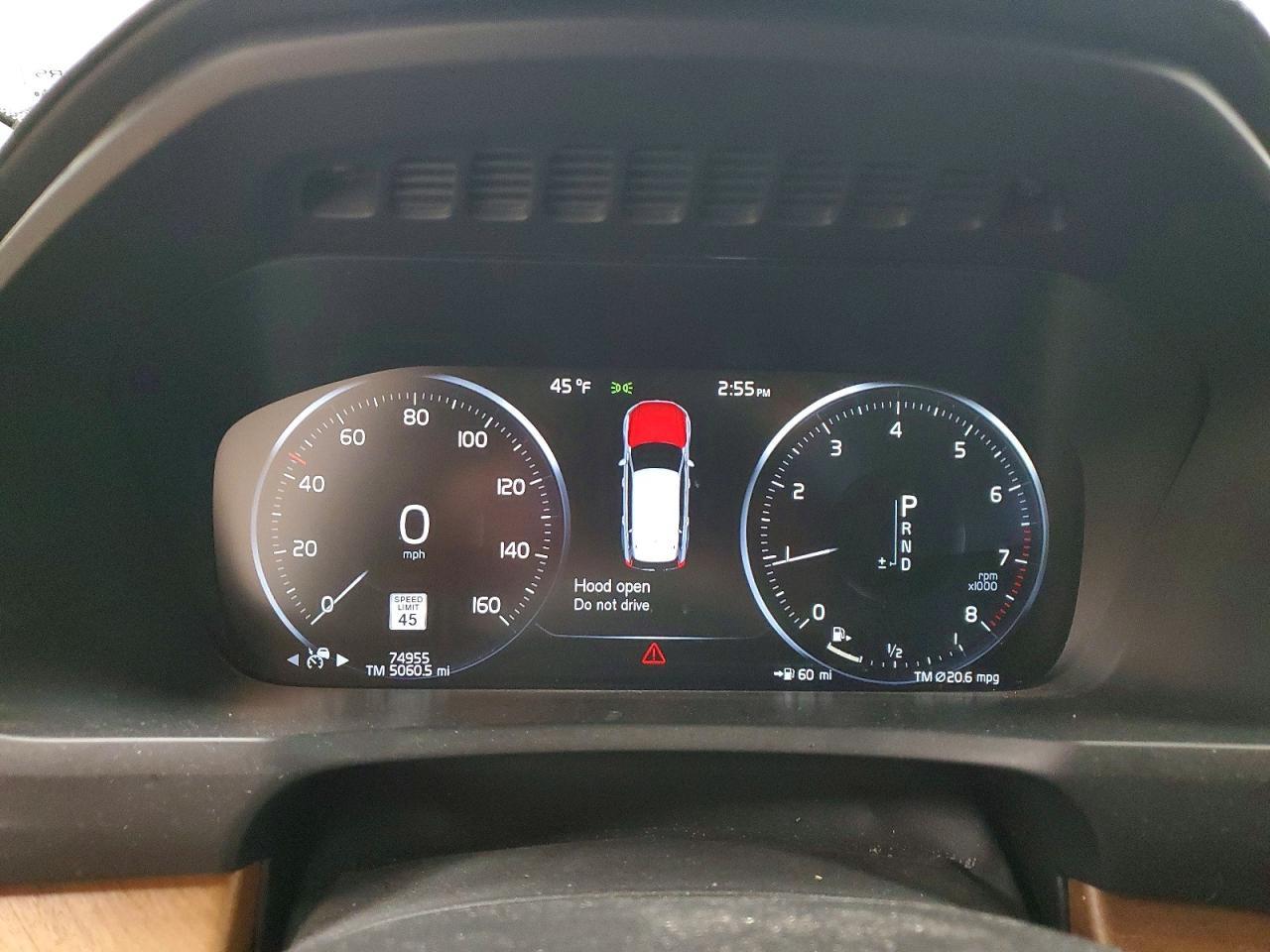 2019 VOLVO XC90