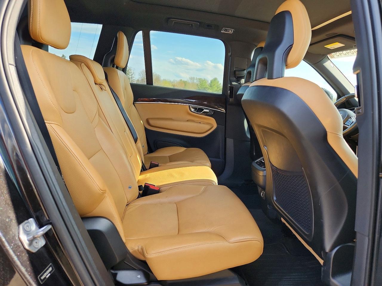 2016 VOLVO XC90