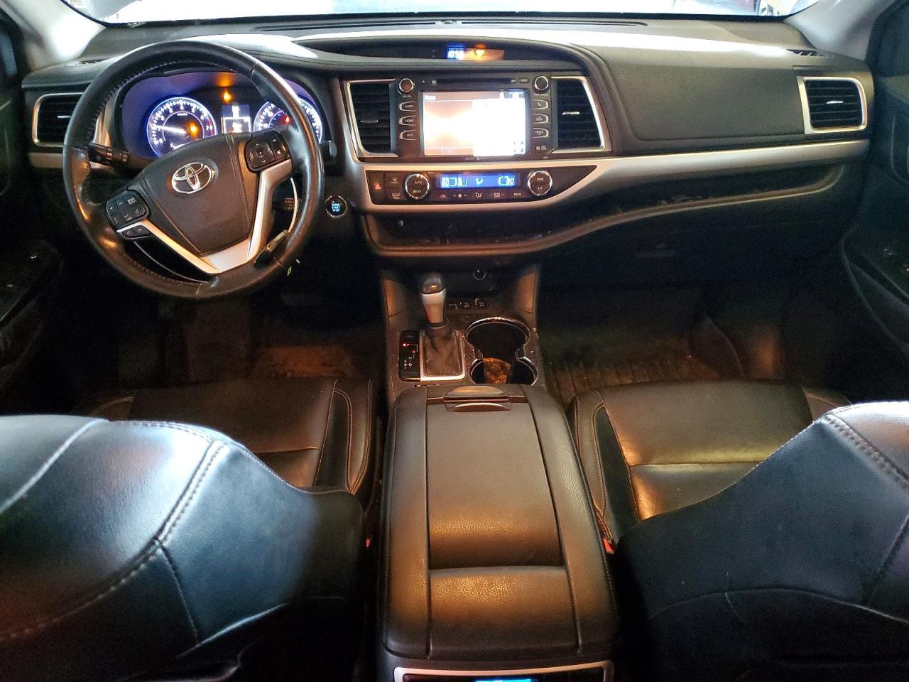 2014 TOYOTA HIGHLANDER