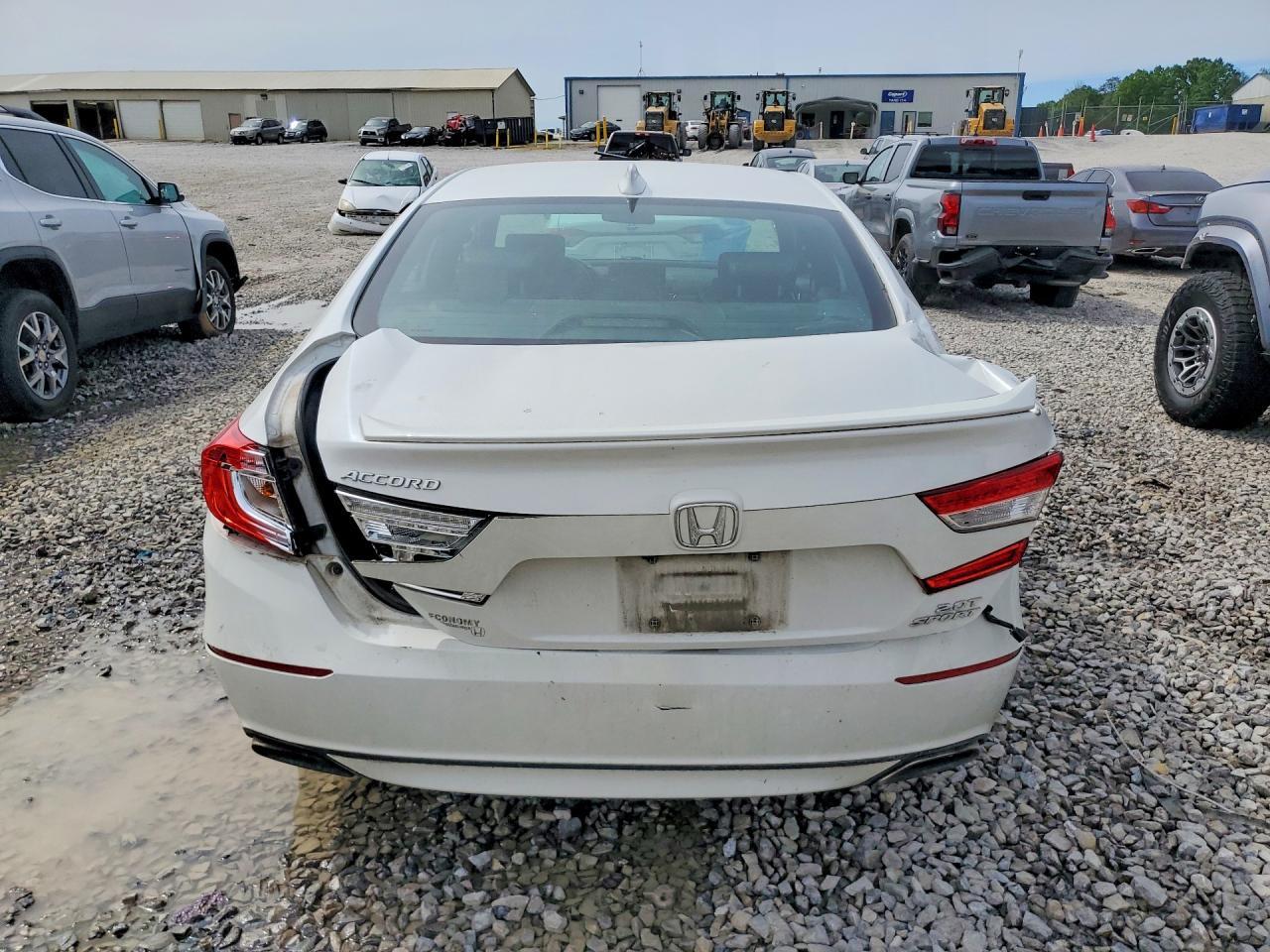 2018 HONDA ACCORD