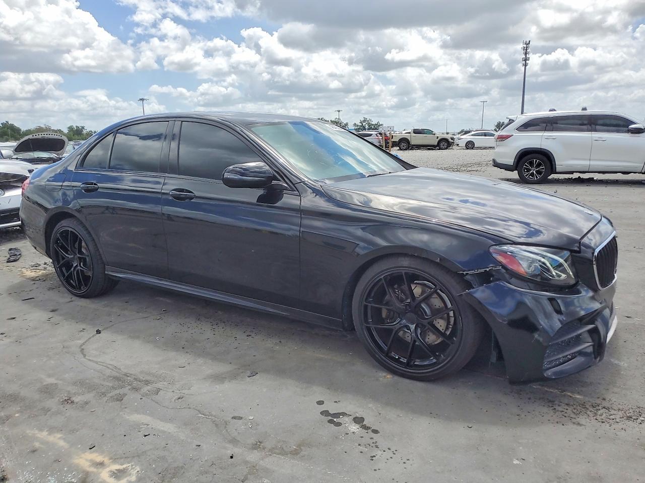 2018 MERCEDES-BENZ E-Class