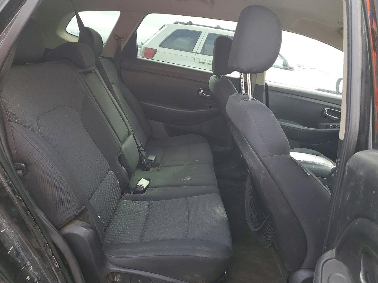 2014 KIA RONDO
