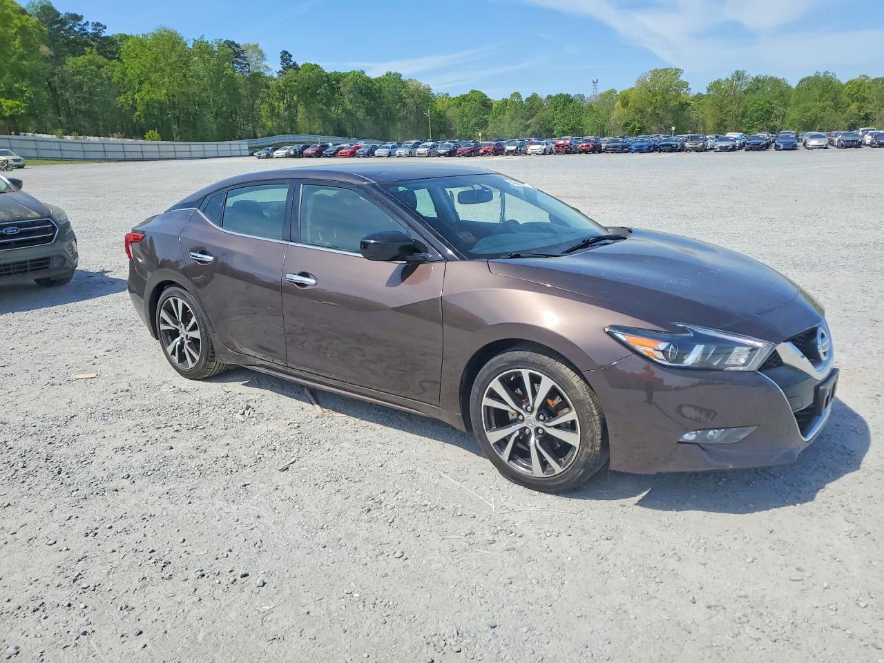 2016 NISSAN Maxima