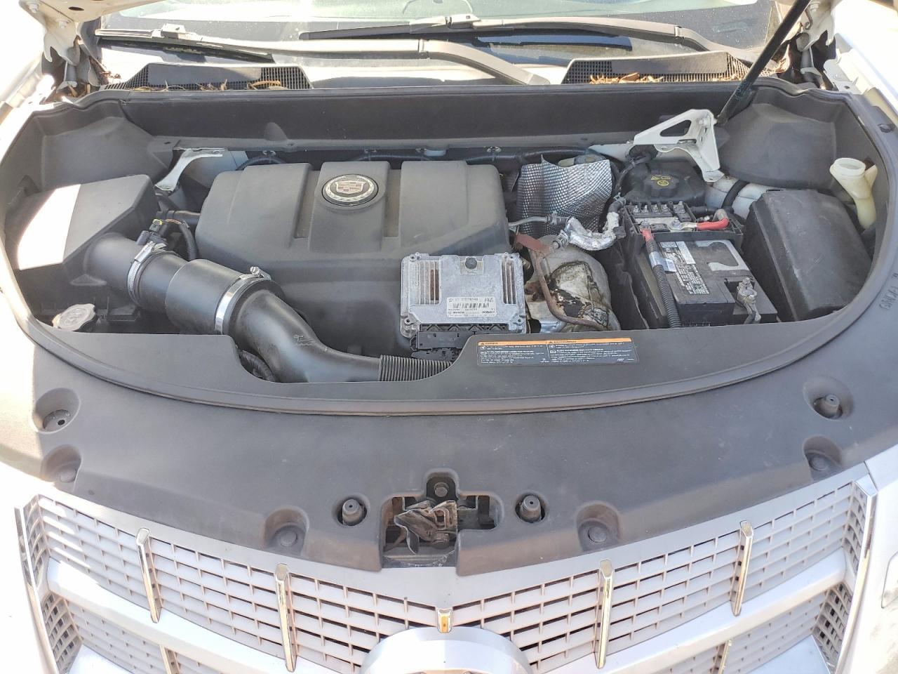 2011 CADILLAC SRX
