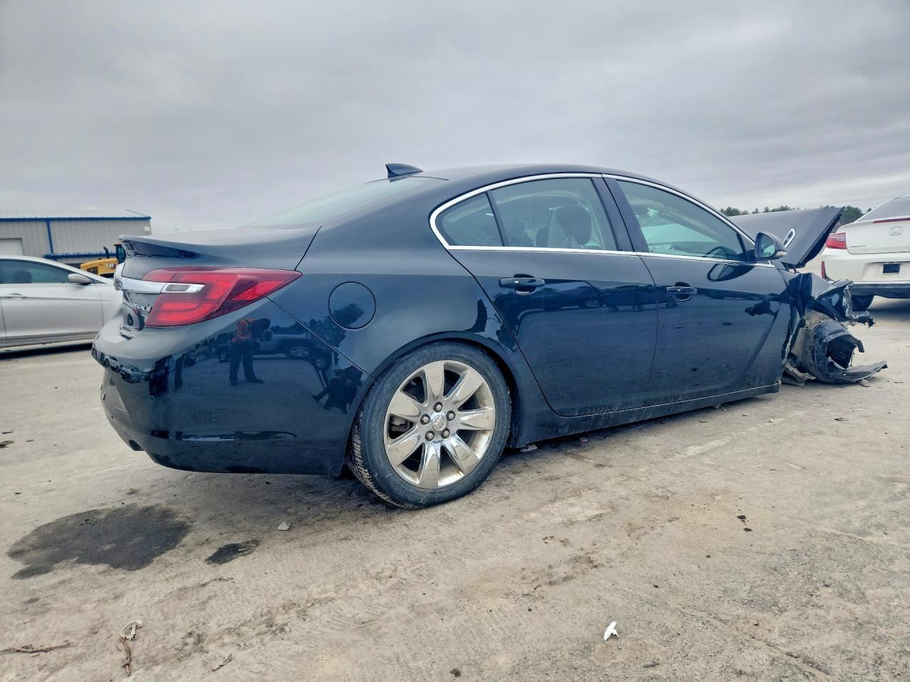 2016 BUICK Regal
