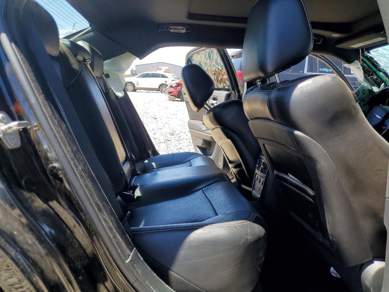 2018 CHRYSLER 300