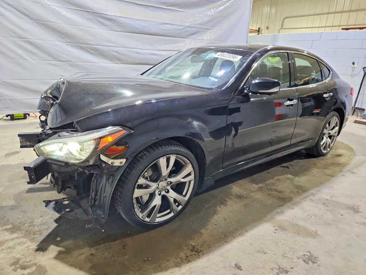 2017 INFINITI Q70