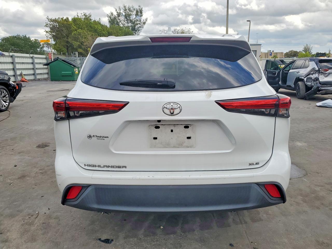 2022 TOYOTA HIGHLANDER