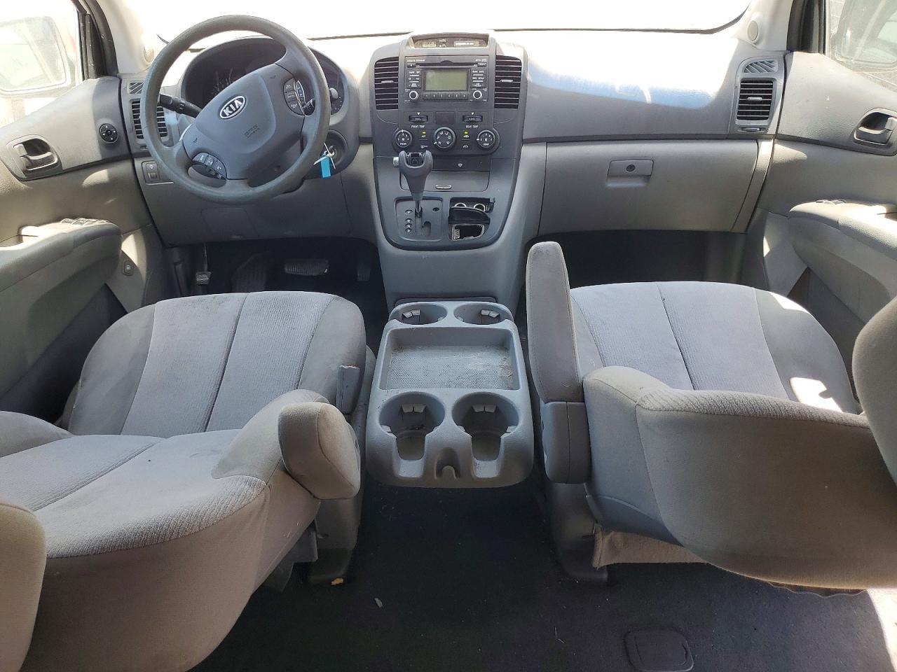 2012 KIA SEDONA
