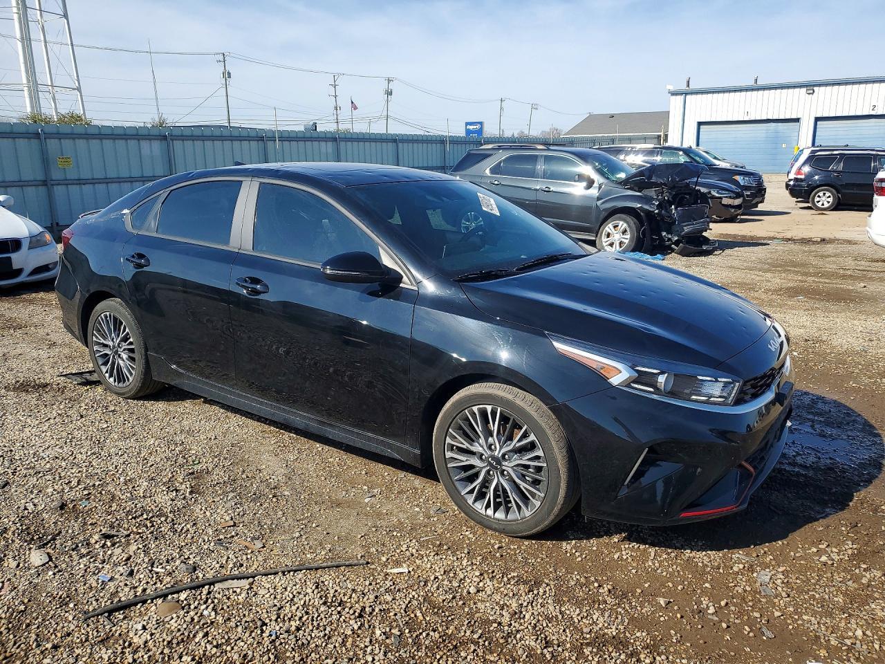 2023 KIA FORTE