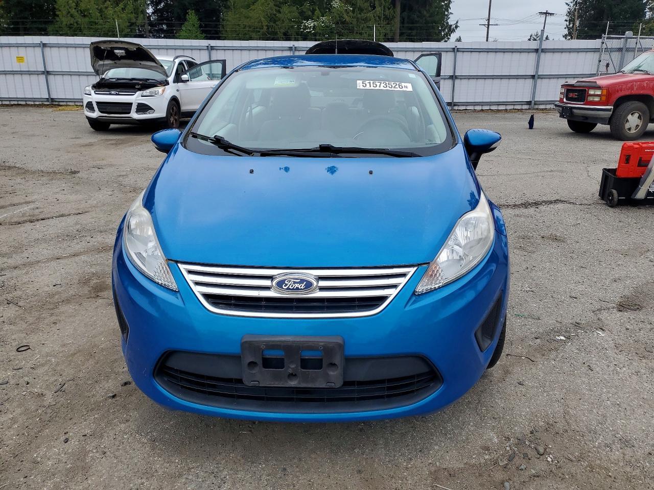 2013 FORD Fiesta