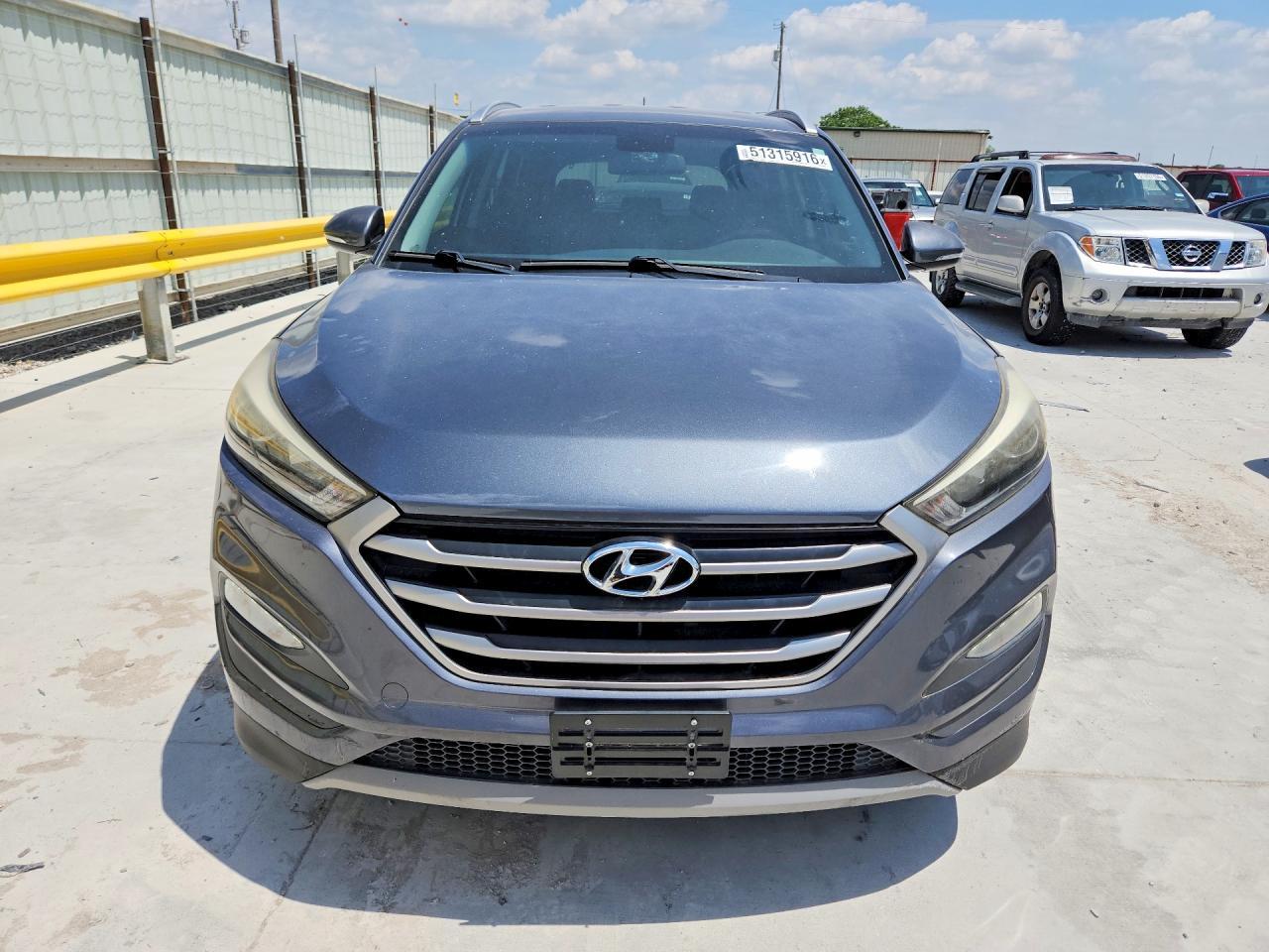 2017 HYUNDAI TUCSON