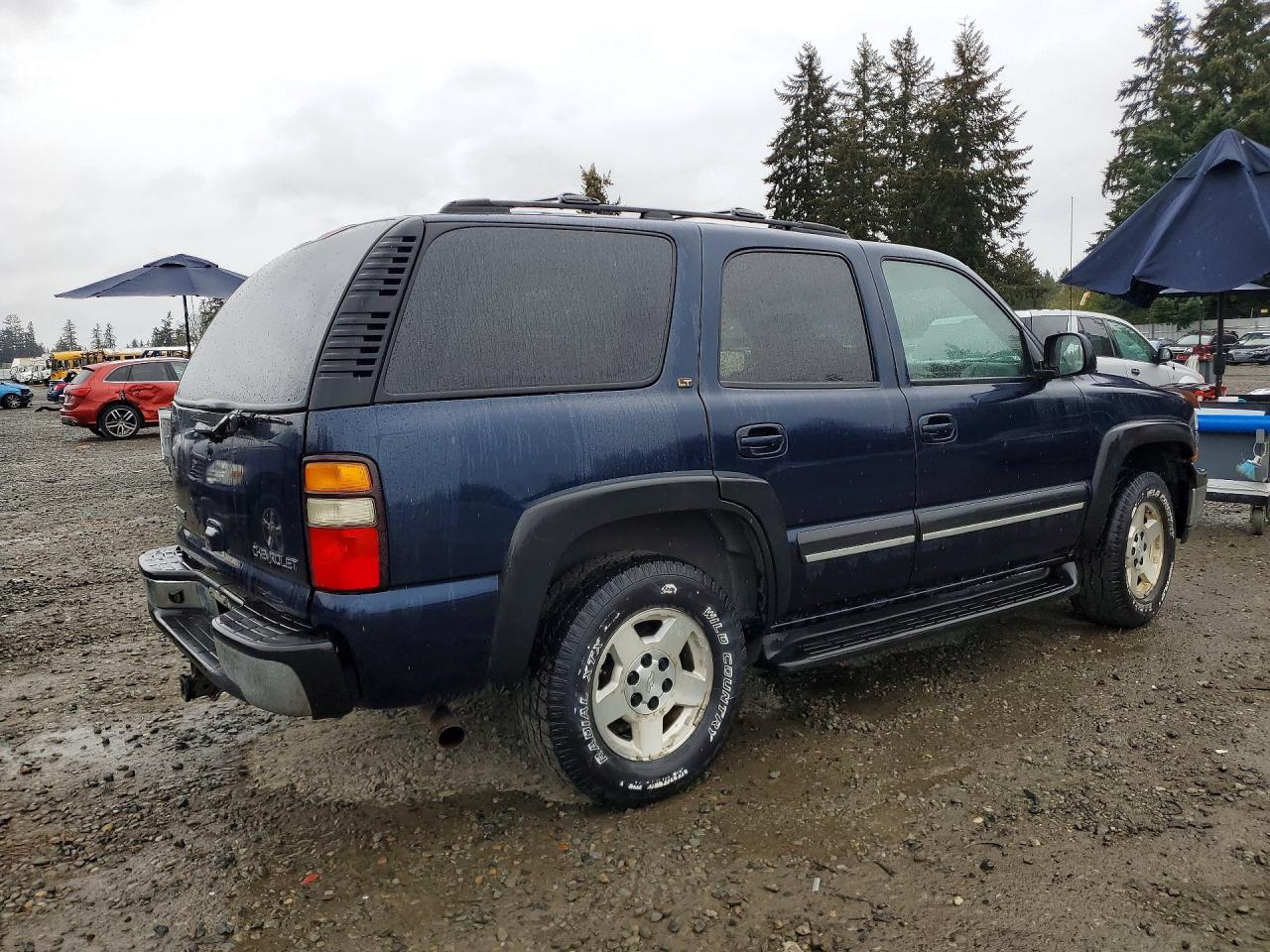 2004 CHEVROLET Tahoe