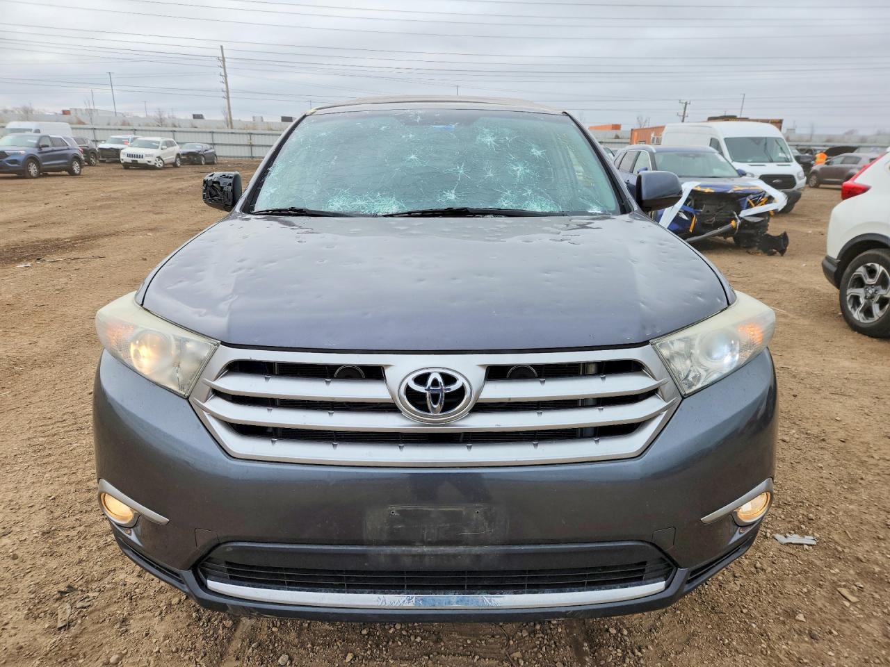 2013 TOYOTA HIGHLANDER