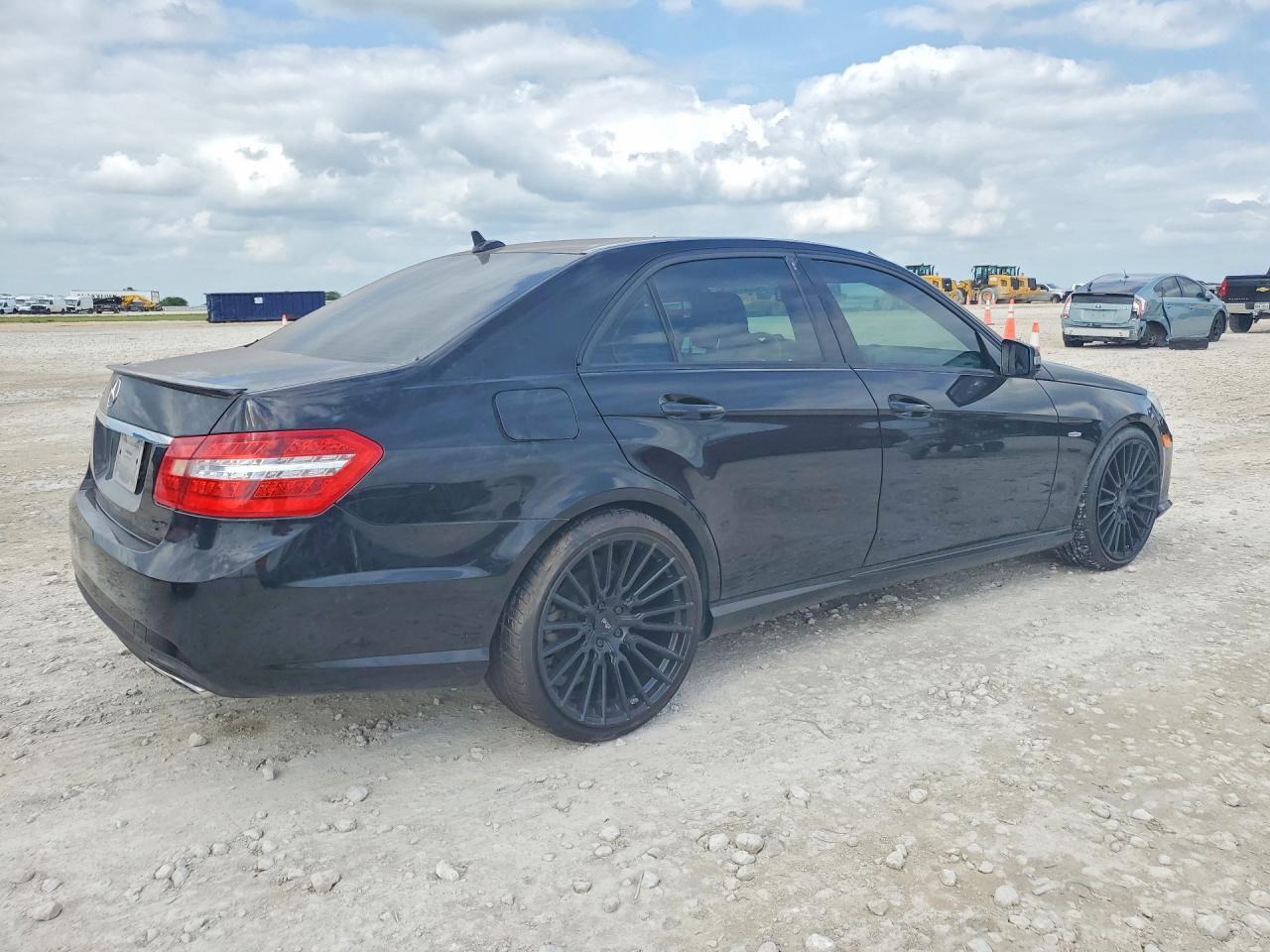 2012 MERCEDES-BENZ E-Class