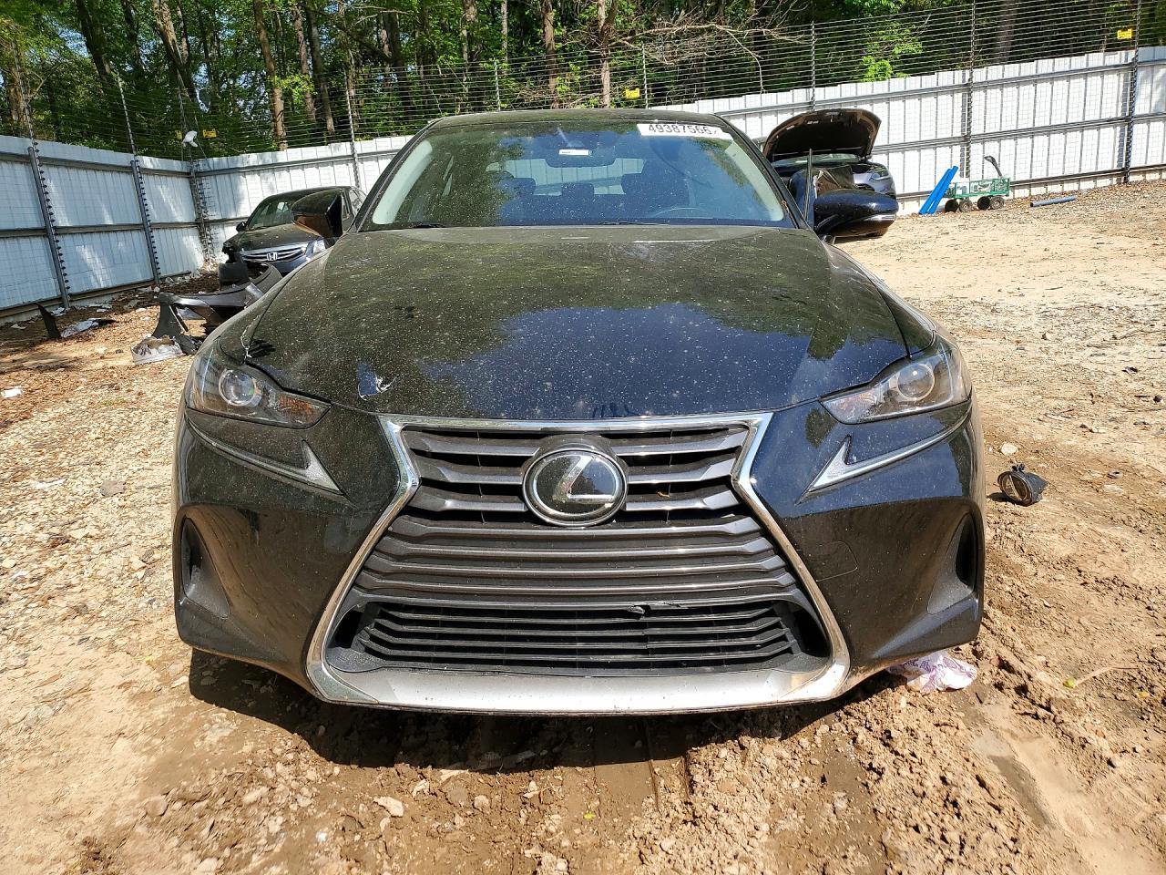 2019 LEXUS IS 300