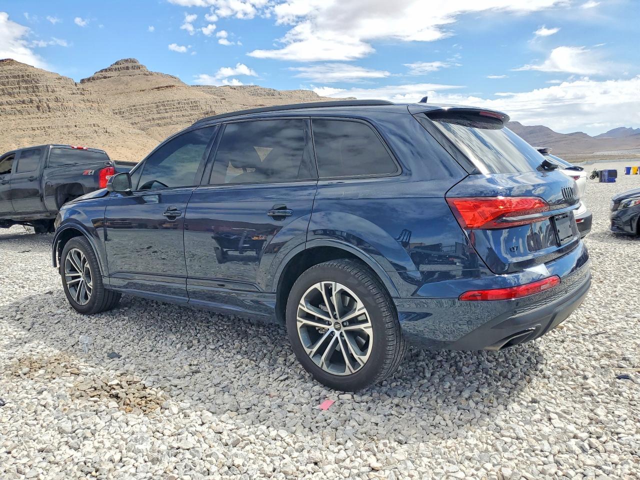 2025 AUDI Q7