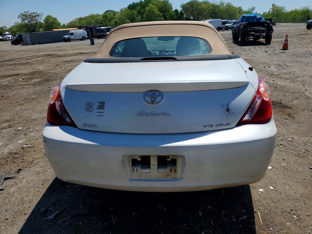2004 TOYOTA CAMRY