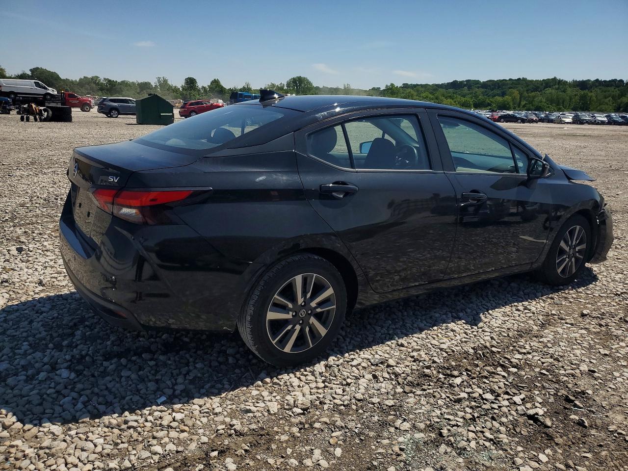 2021 NISSAN VERSA