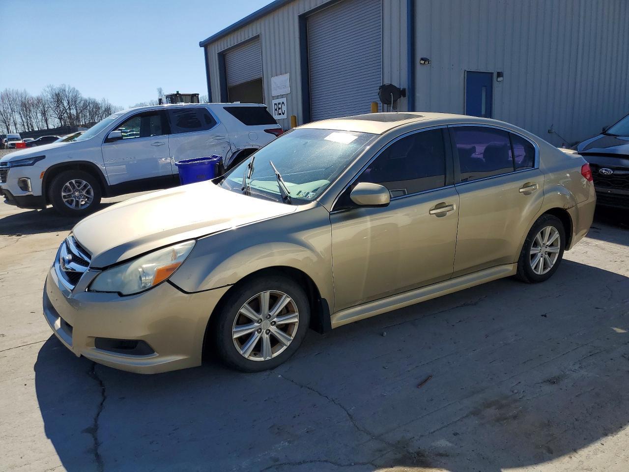 2010 SUBARU Legacy