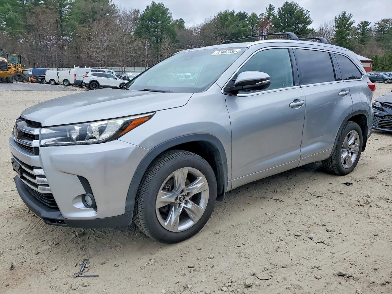 2018 TOYOTA HIGHLANDER