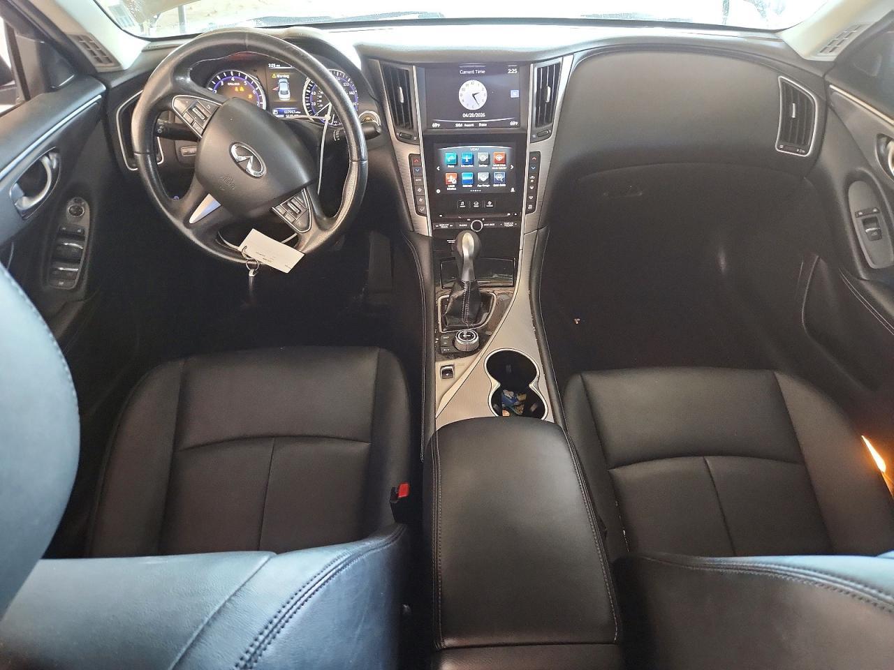 2016 INFINITI Q50