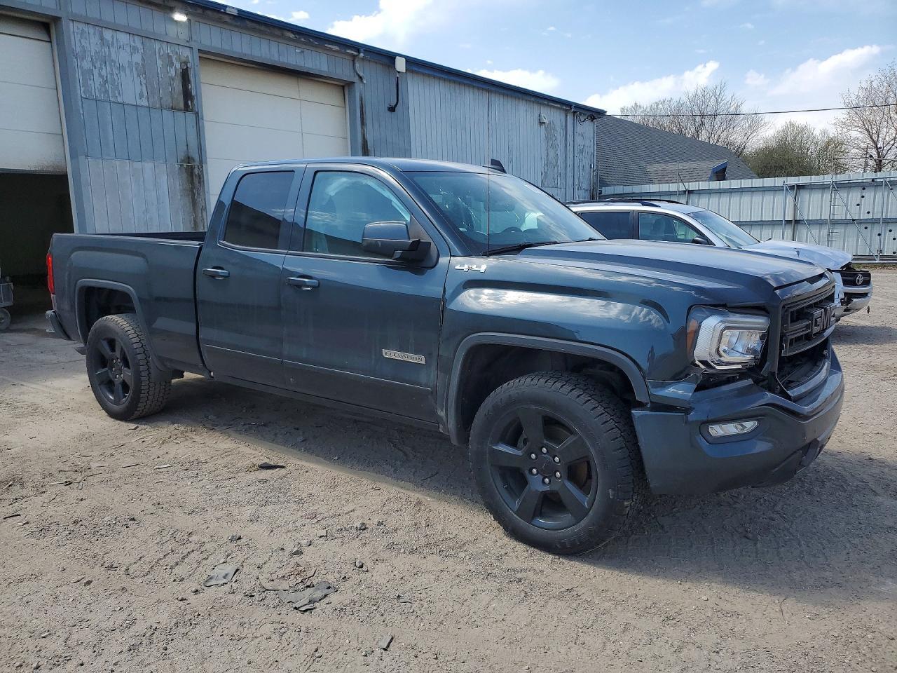 2018 GMC Sierra