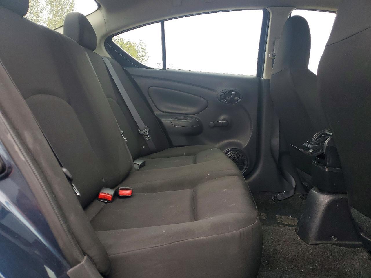 2016 NISSAN VERSA