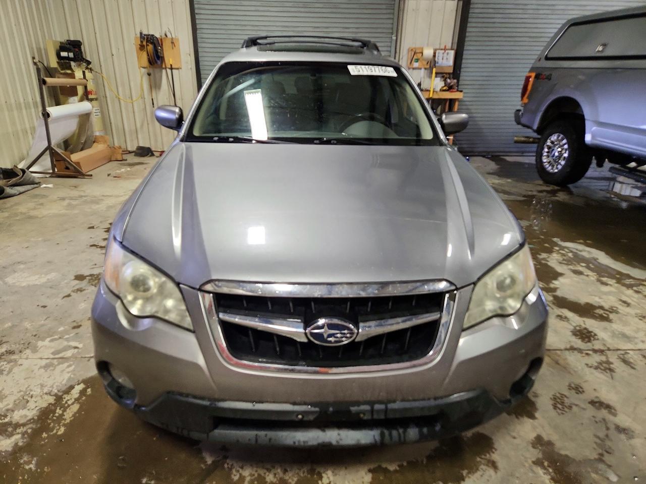 2009 SUBARU Outback