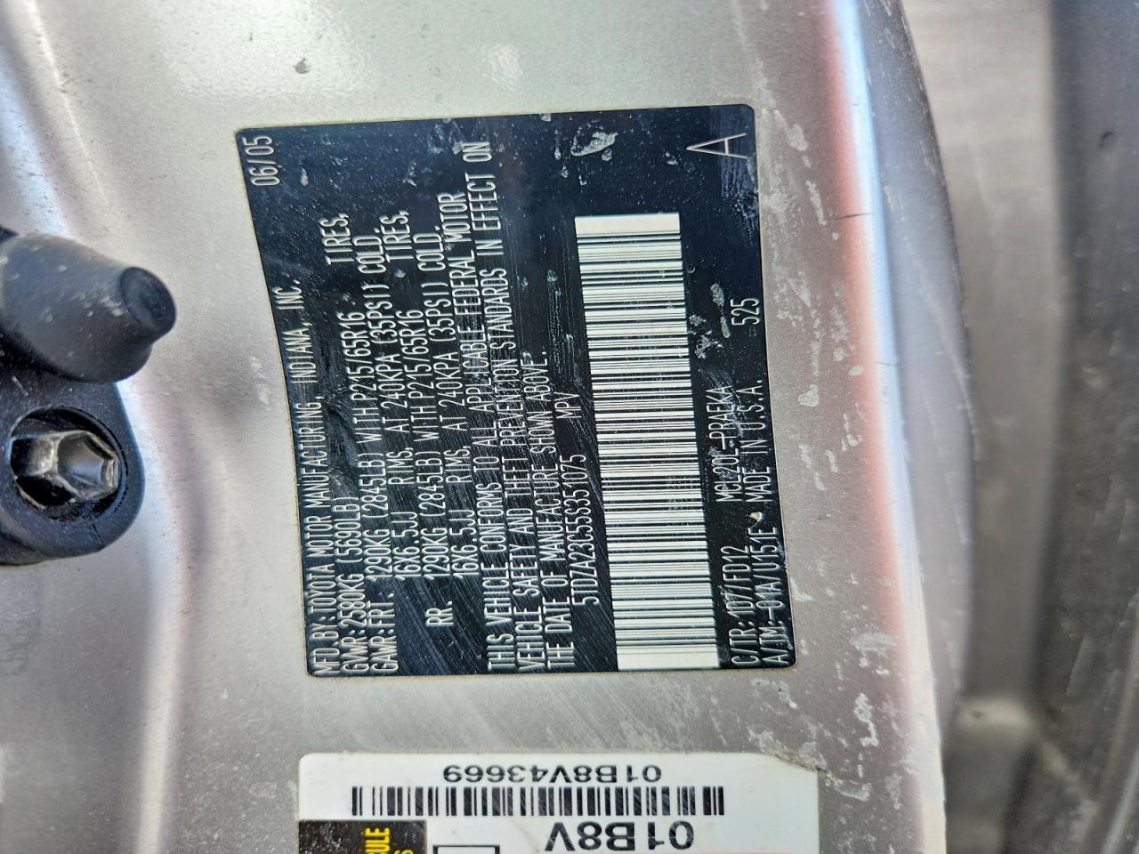 2005 TOYOTA SIENNA