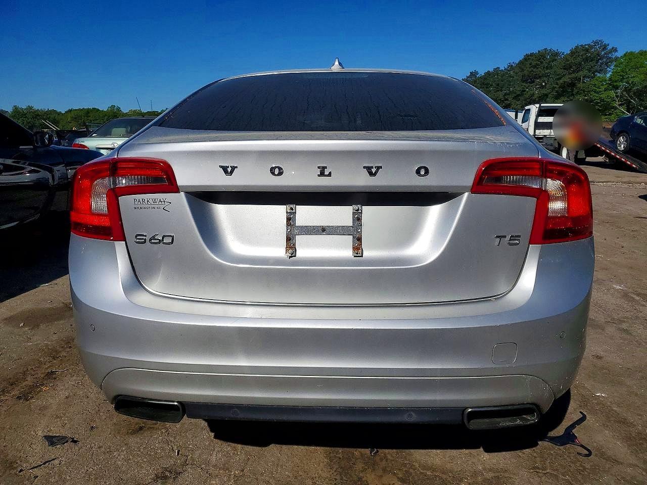 2014 VOLVO S60