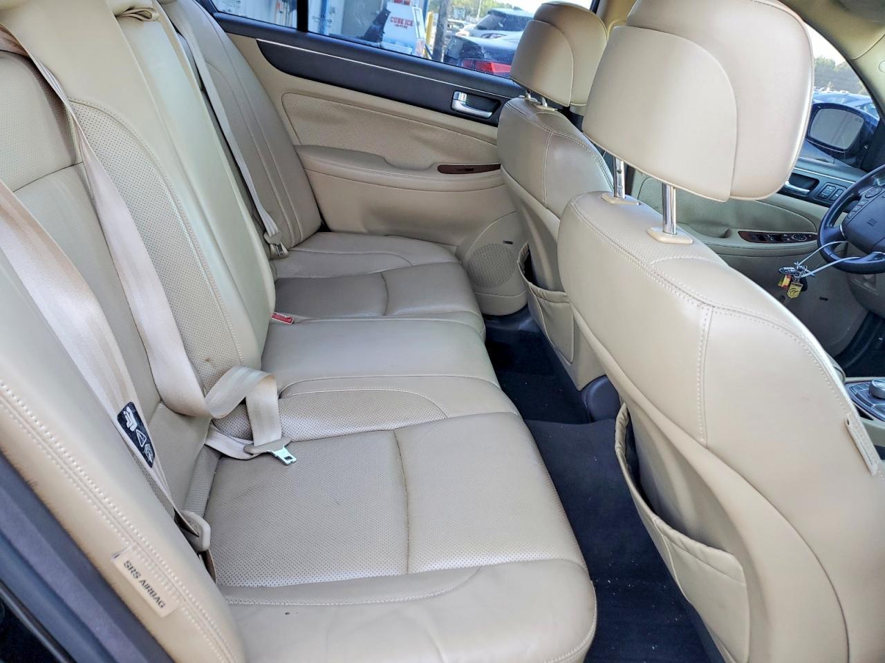 2012 HYUNDAI GENESIS