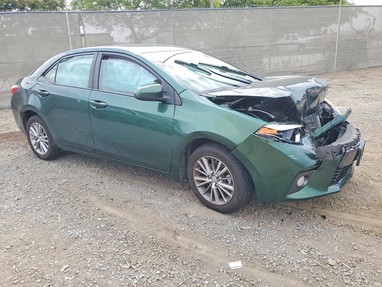2015 TOYOTA COROLLA