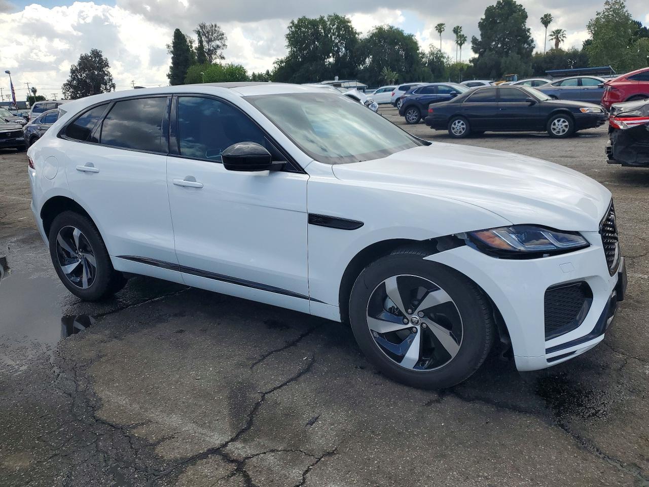 2024 JAGUAR F-Pace