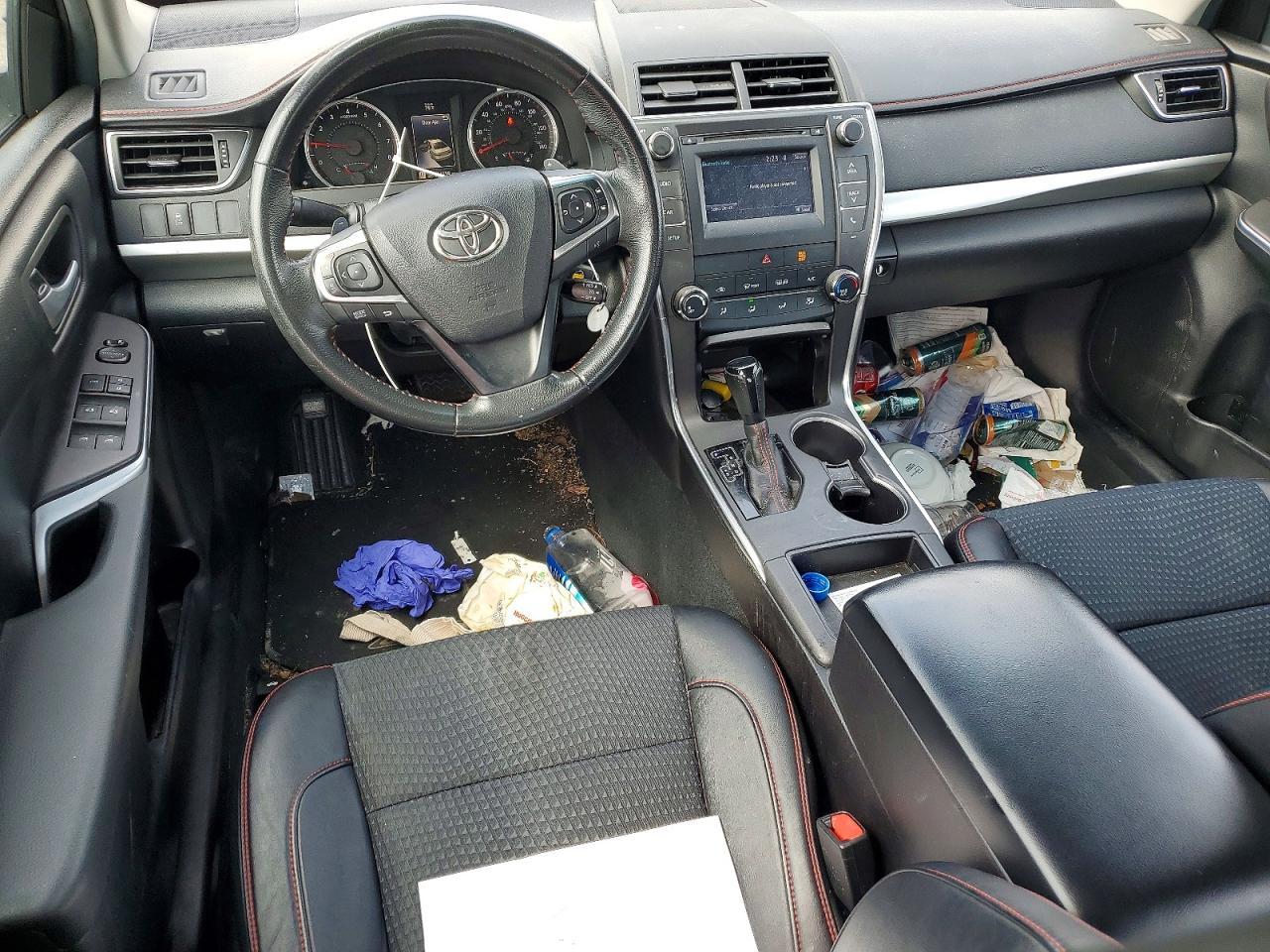 2015 TOYOTA CAMRY