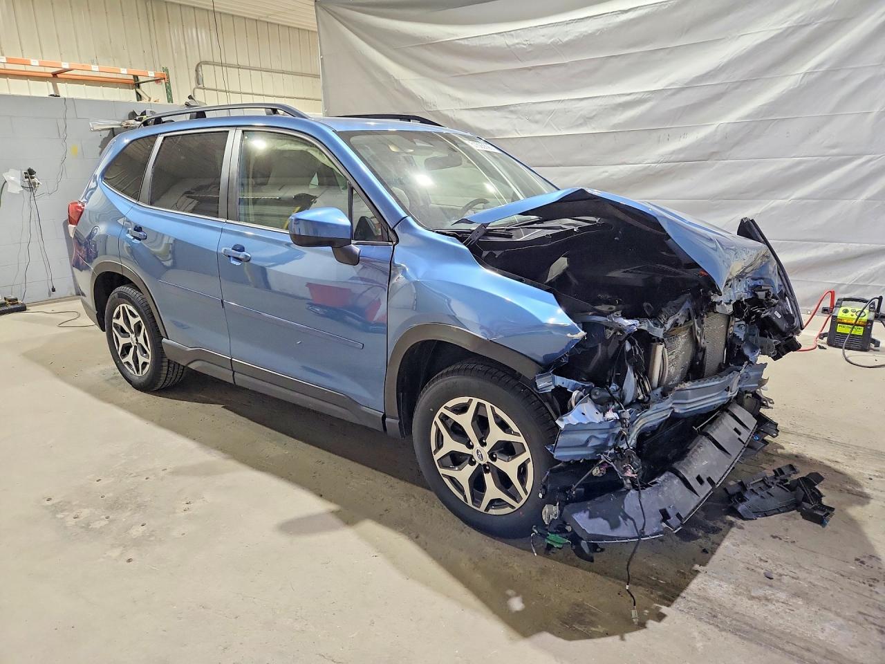 2022 SUBARU FORESTER