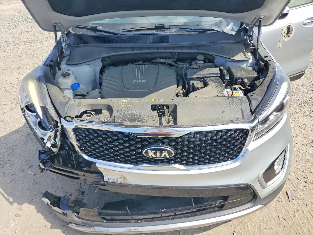 2017 KIA SORENTO