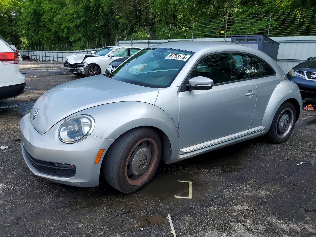2012 VOLKSWAGEN Beetle