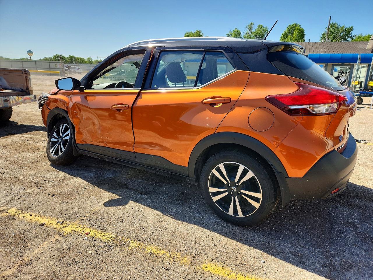 2018 NISSAN KICKS