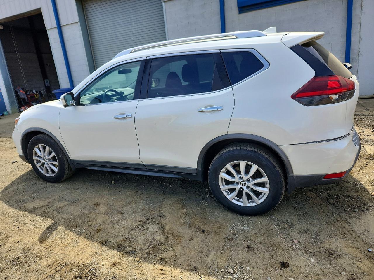 2018 NISSAN ROGUE
