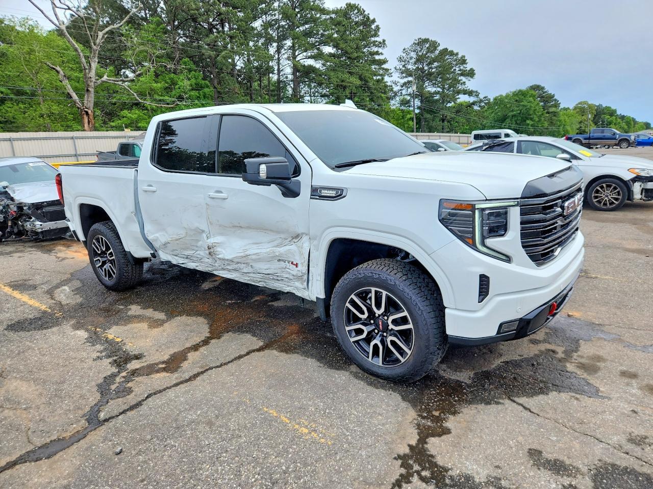 2025 GMC Sierra
