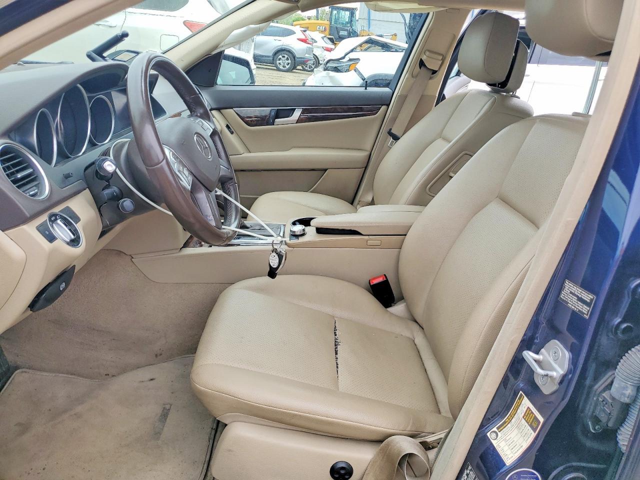 2013 MERCEDES-BENZ C-CLASS